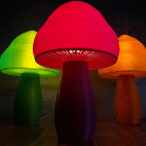 Lampes champignon colorées éclairées en rouge, vert, orange